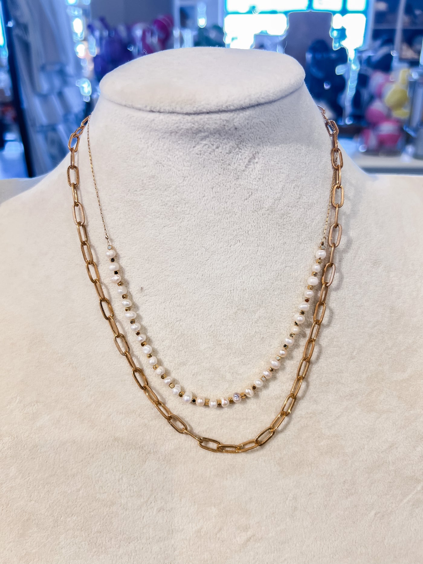 Pearl Chain Layer Necklace