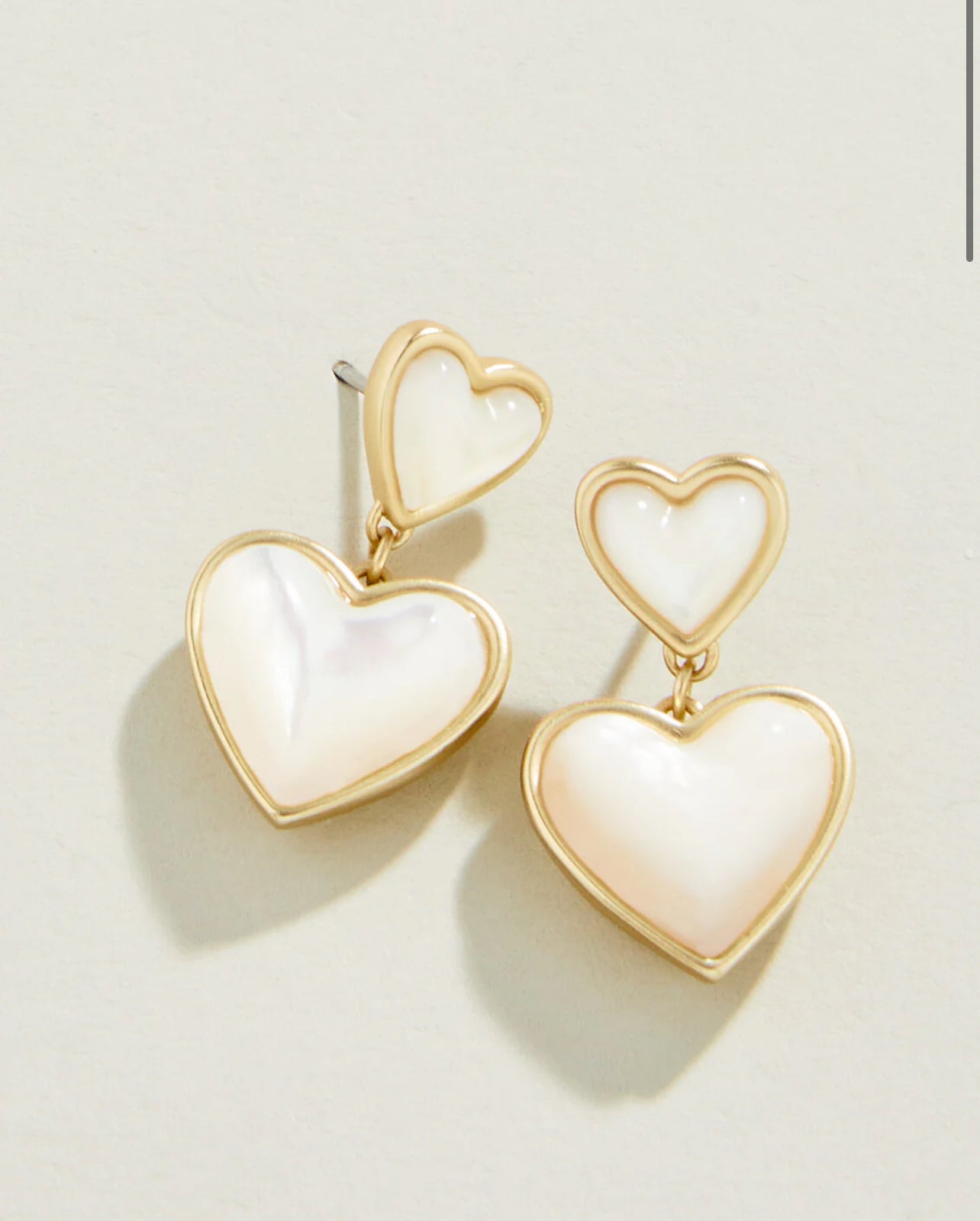 Full Heart Earrings Mother of Pearl