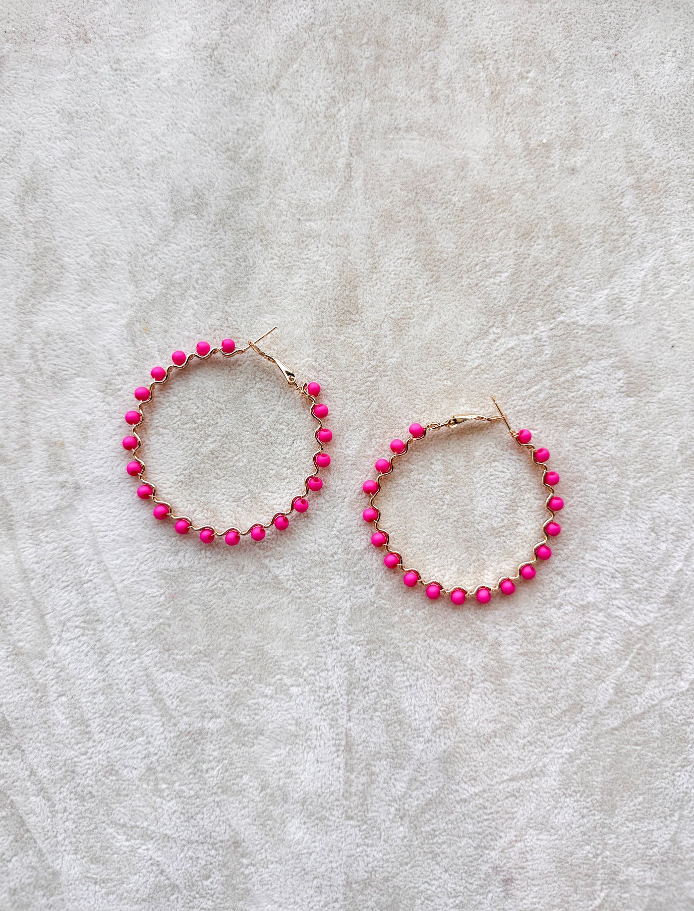 Lora Bead&Winding Metal Hoops