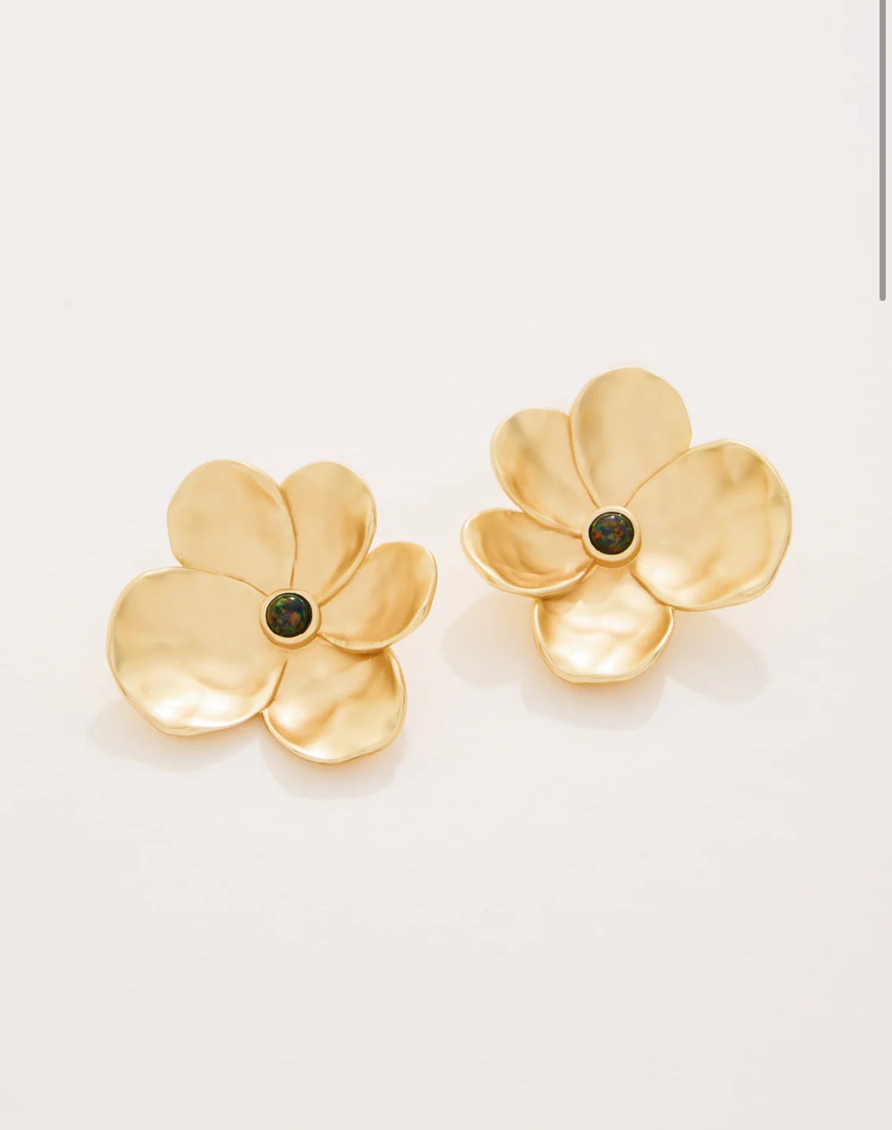 Spartina Viola Black Earrings