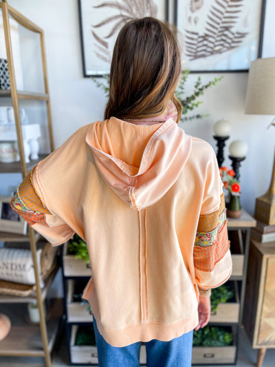 Cantaloupe Wren Easel Top