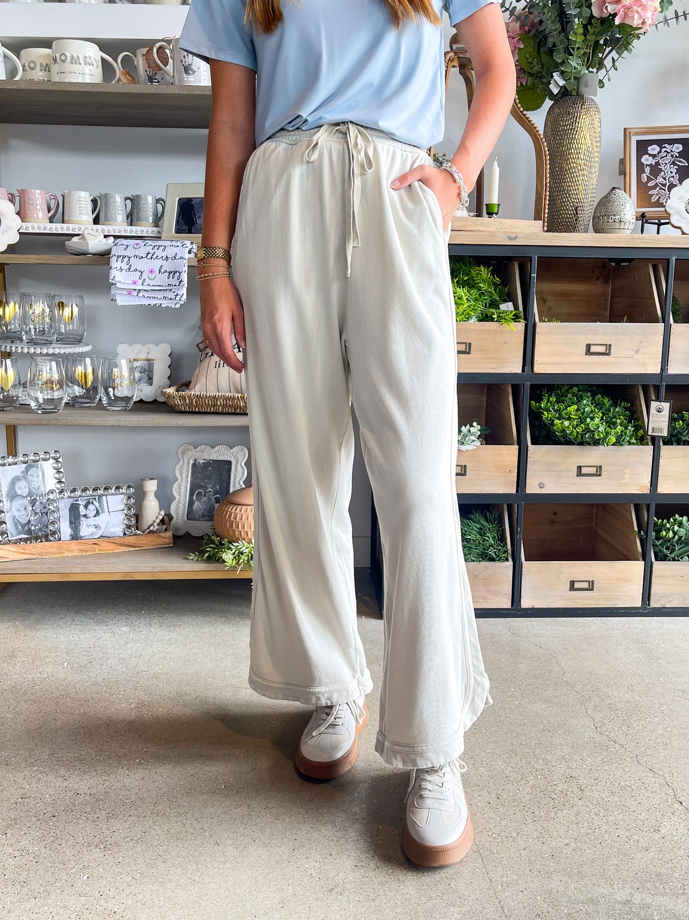Vivien Easel Ecru Mineral Wash Pant