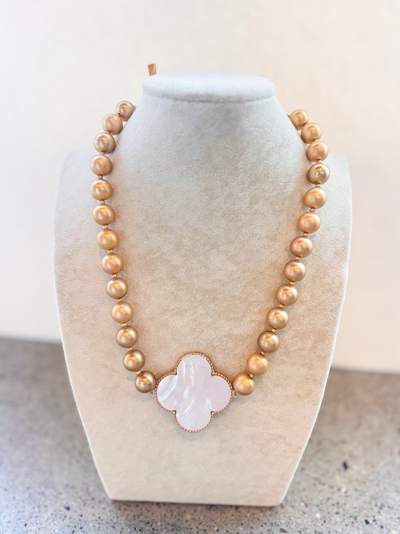 Clover Pendant Bead Metal Ball Necklace