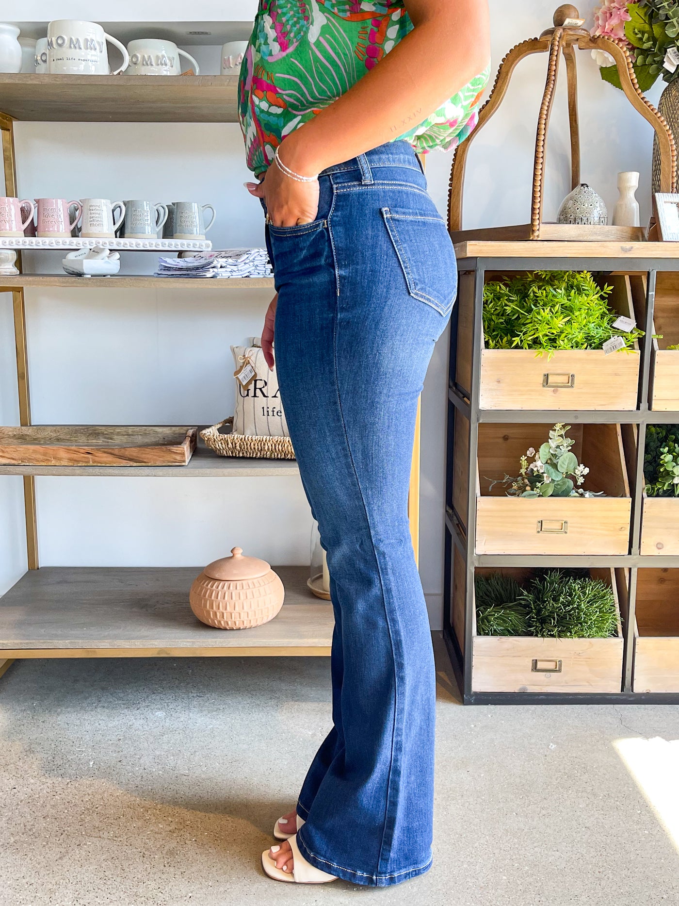 Cello Caitlyn Mid Rise Flare Jean