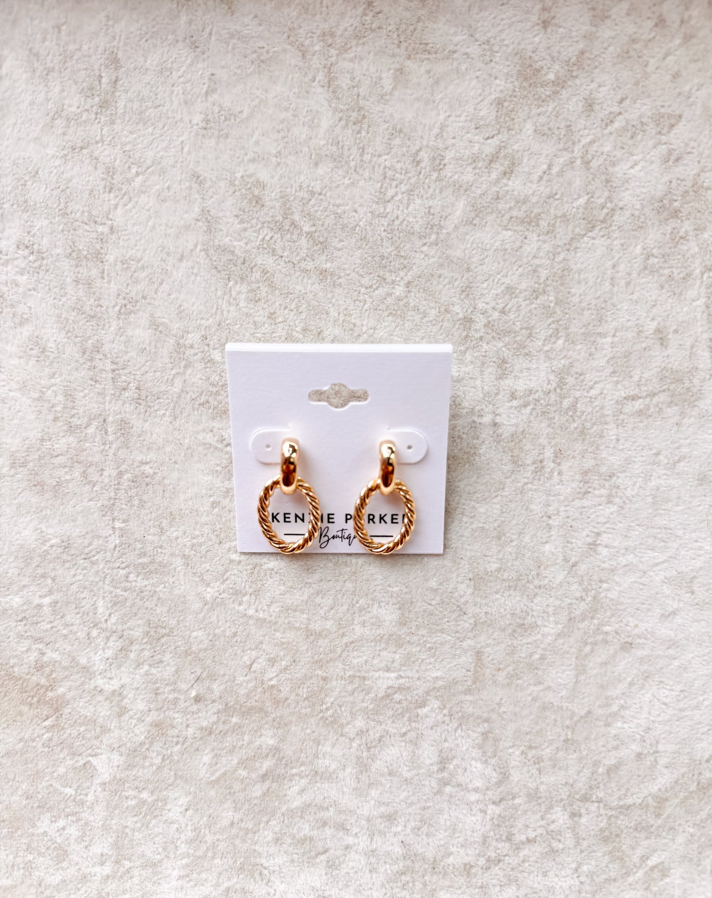 Ellie Twist Oval Earrings
