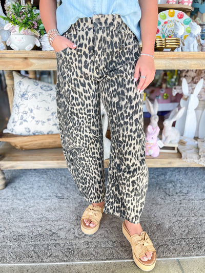 EESOME Leopard Print Barrel Jeans