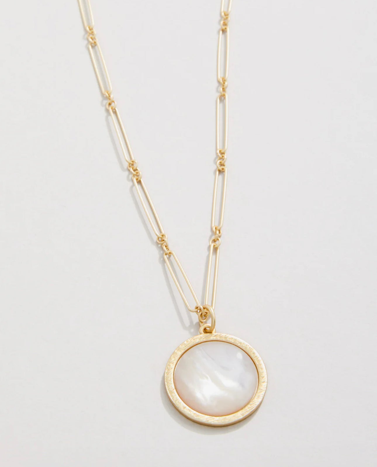 Spartina Franklin Necklace 24” Mother of Pearl