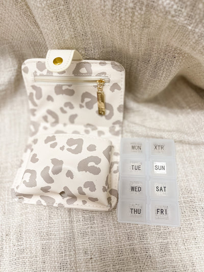 Mud Pie Pill Case
