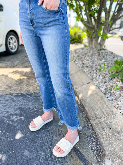 Risen Medium Crop Flare Jean