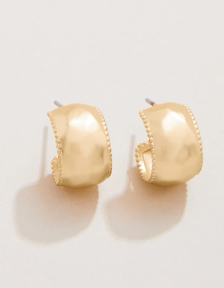 Martha Hoop Earrings 15mm Gold