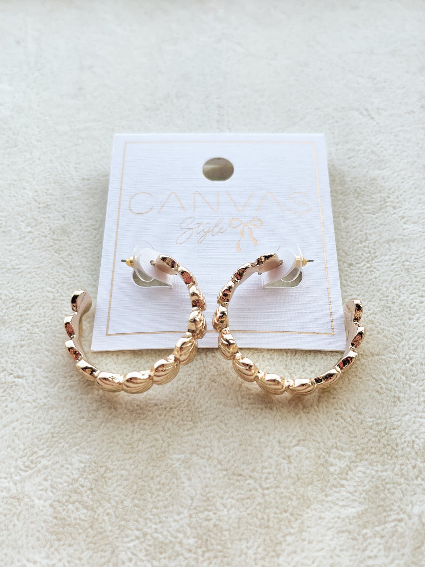 Catalina Cockle Shell Hoop