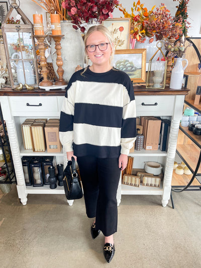 Black Contrast Panel Top