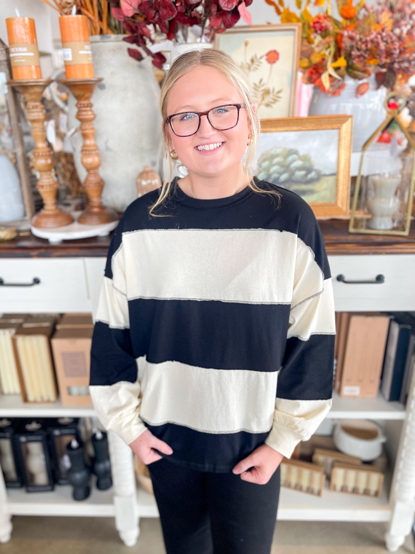 Black Contrast Panel Top