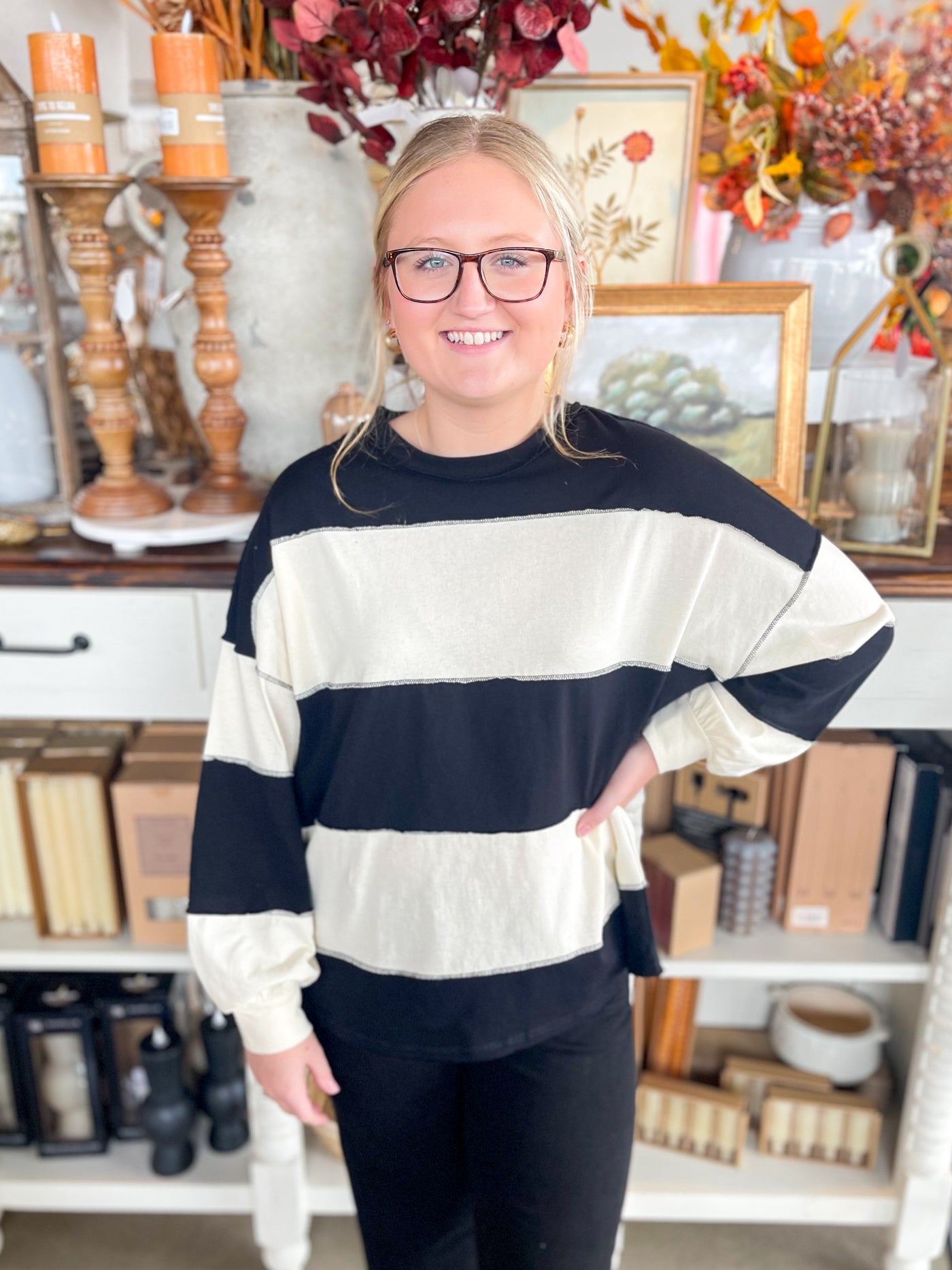 Black Contrast Panel Top