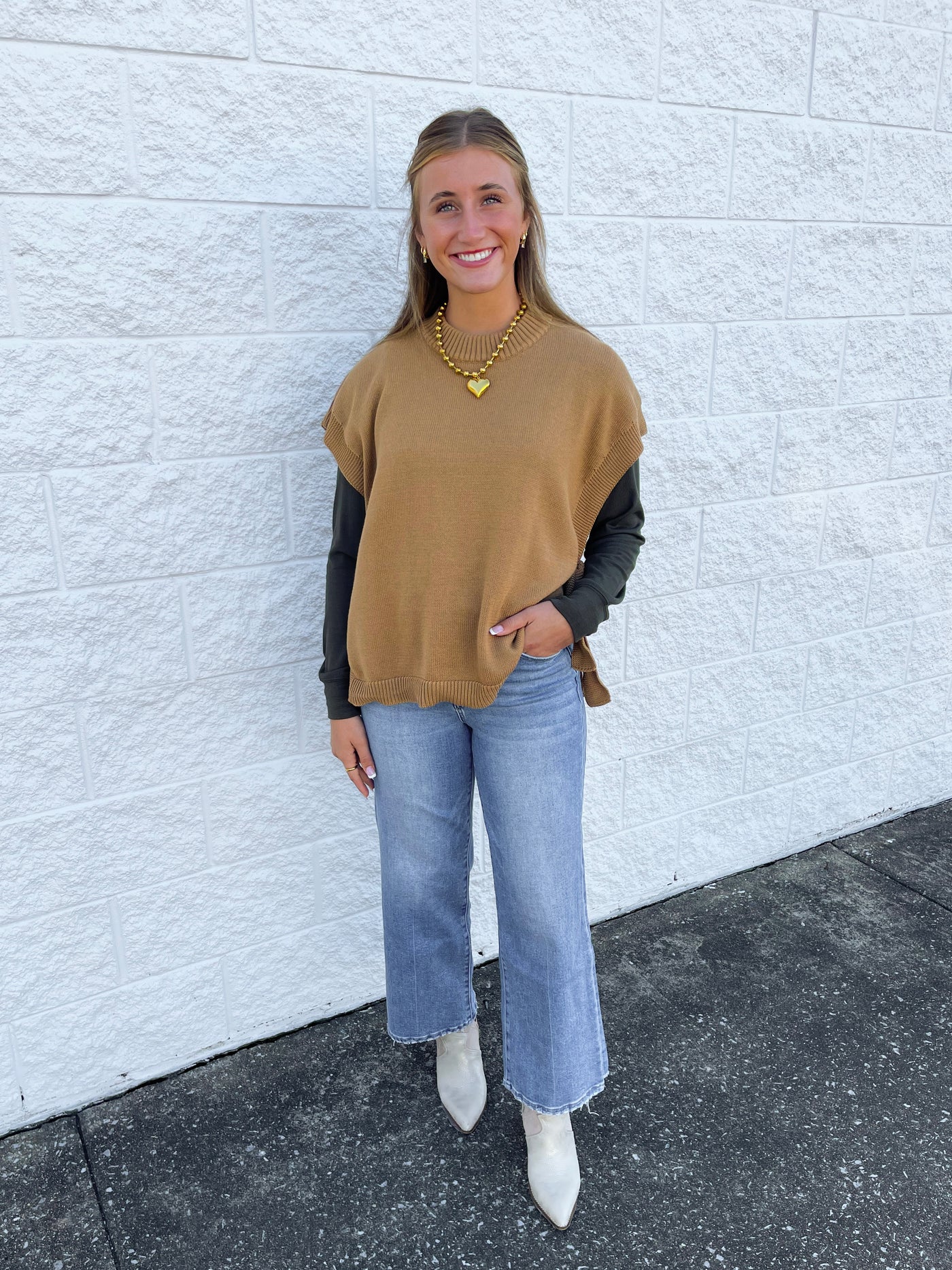 Tye Sweater Vest Tan One Size