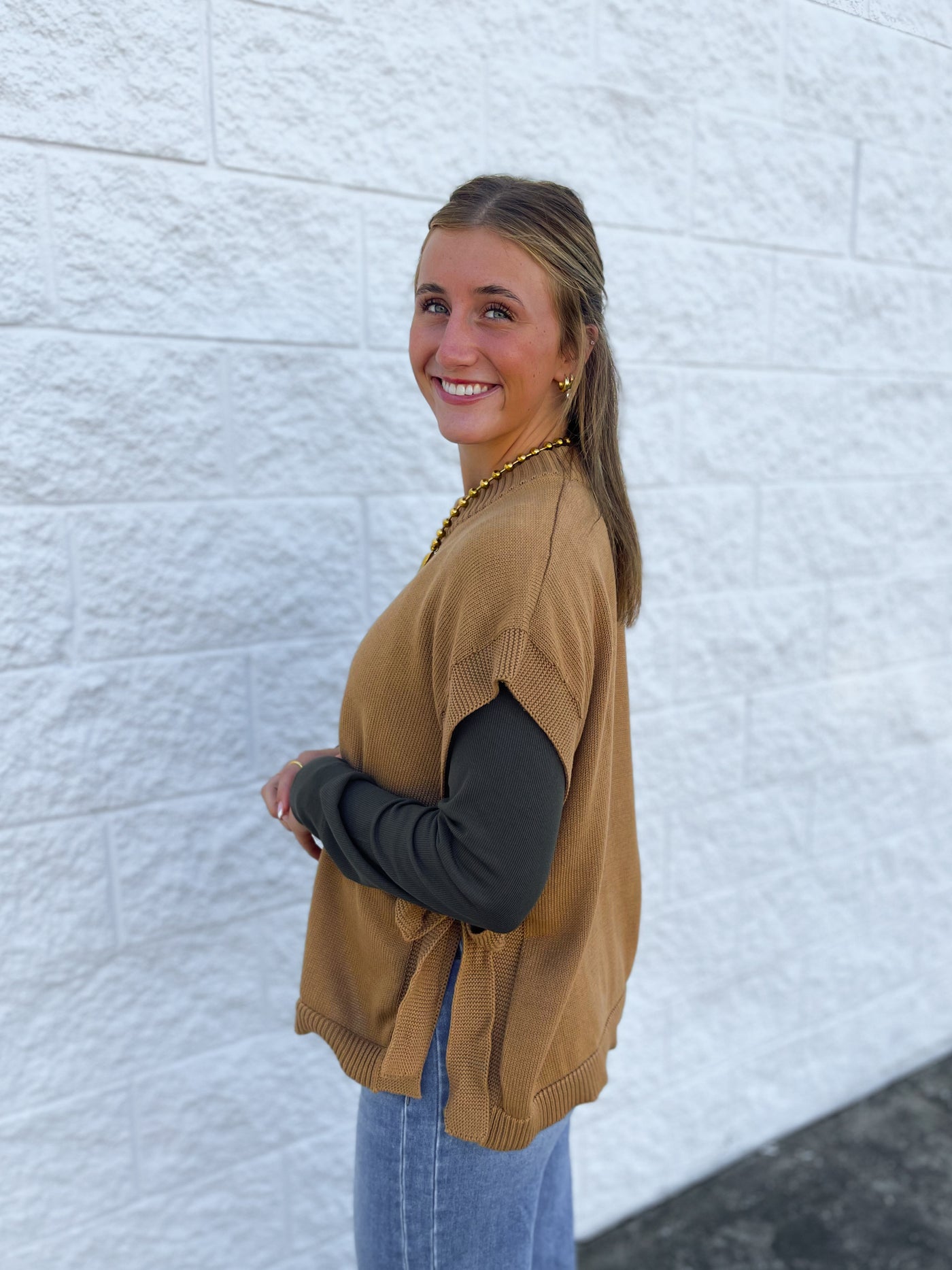 Tye Sweater Vest Tan One Size