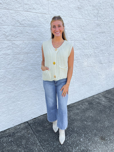 Cream Sleeveless Chunky Sweater Vest
