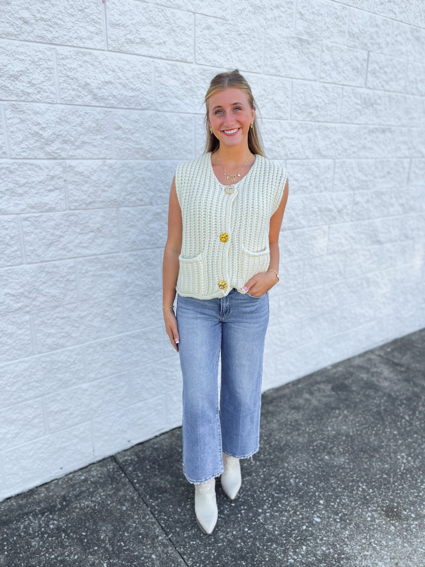 Cream Sleeveless Chunky Sweater Vest