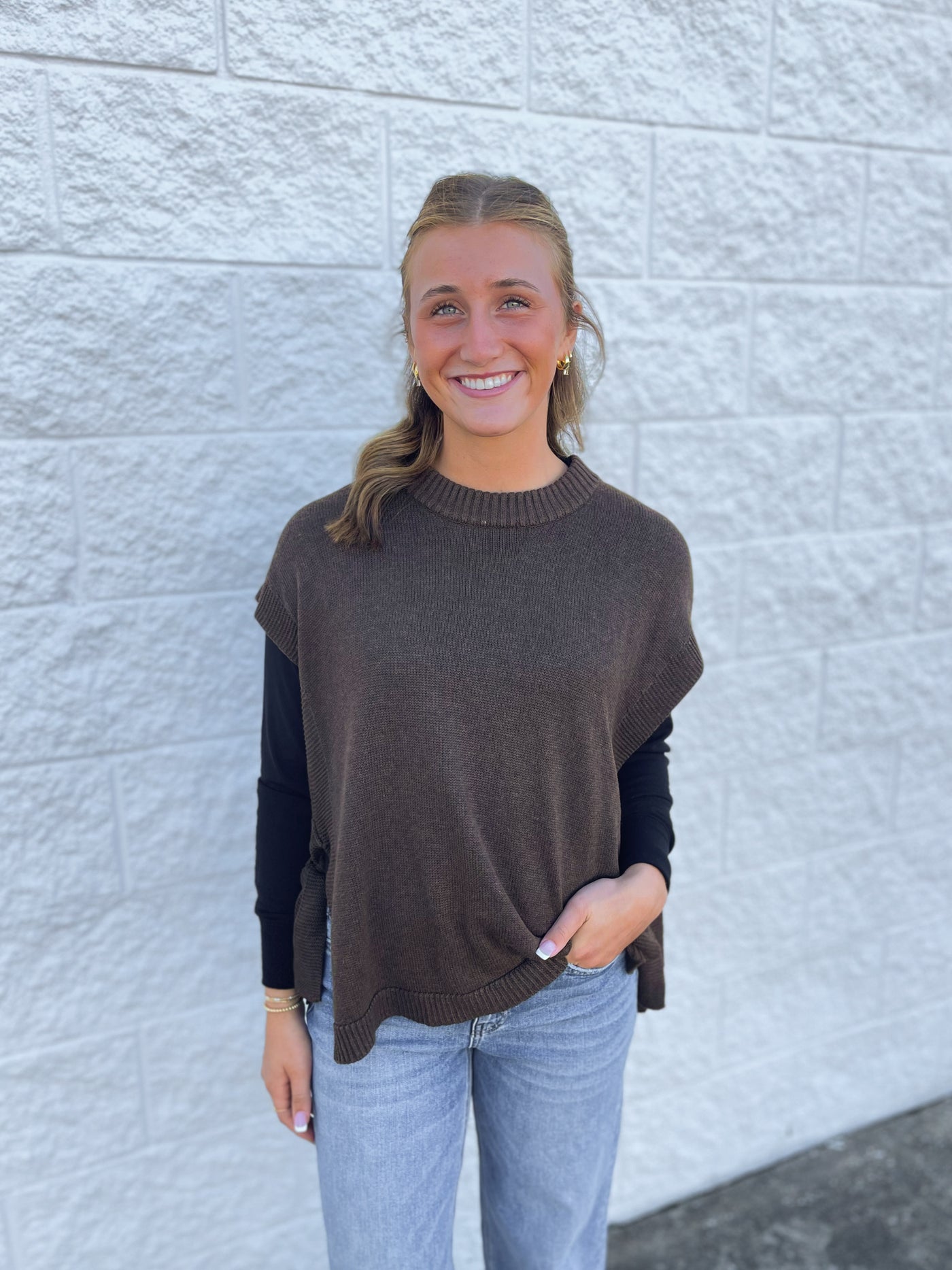 Tye Sweater Vest Brown One Size