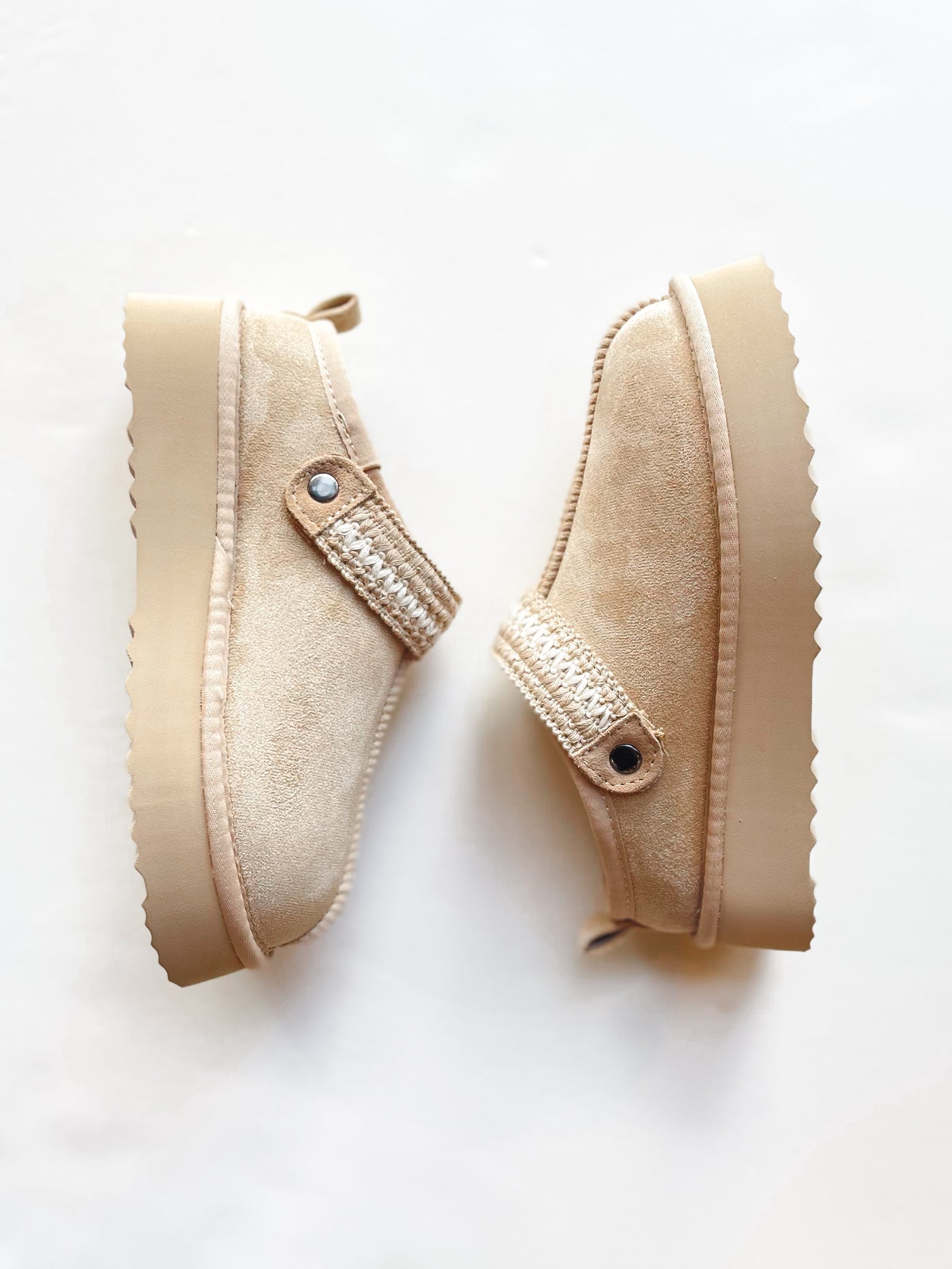 Matisse Storm Natural Lounge Mule