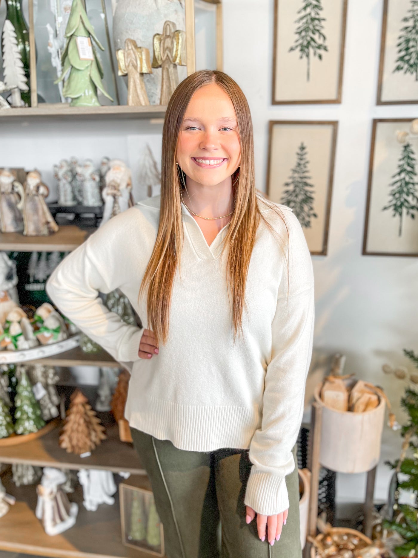 Cream Basic Collar Knit Sweater