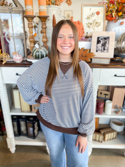 comfortable brown and blue knit lightweight sweater 
