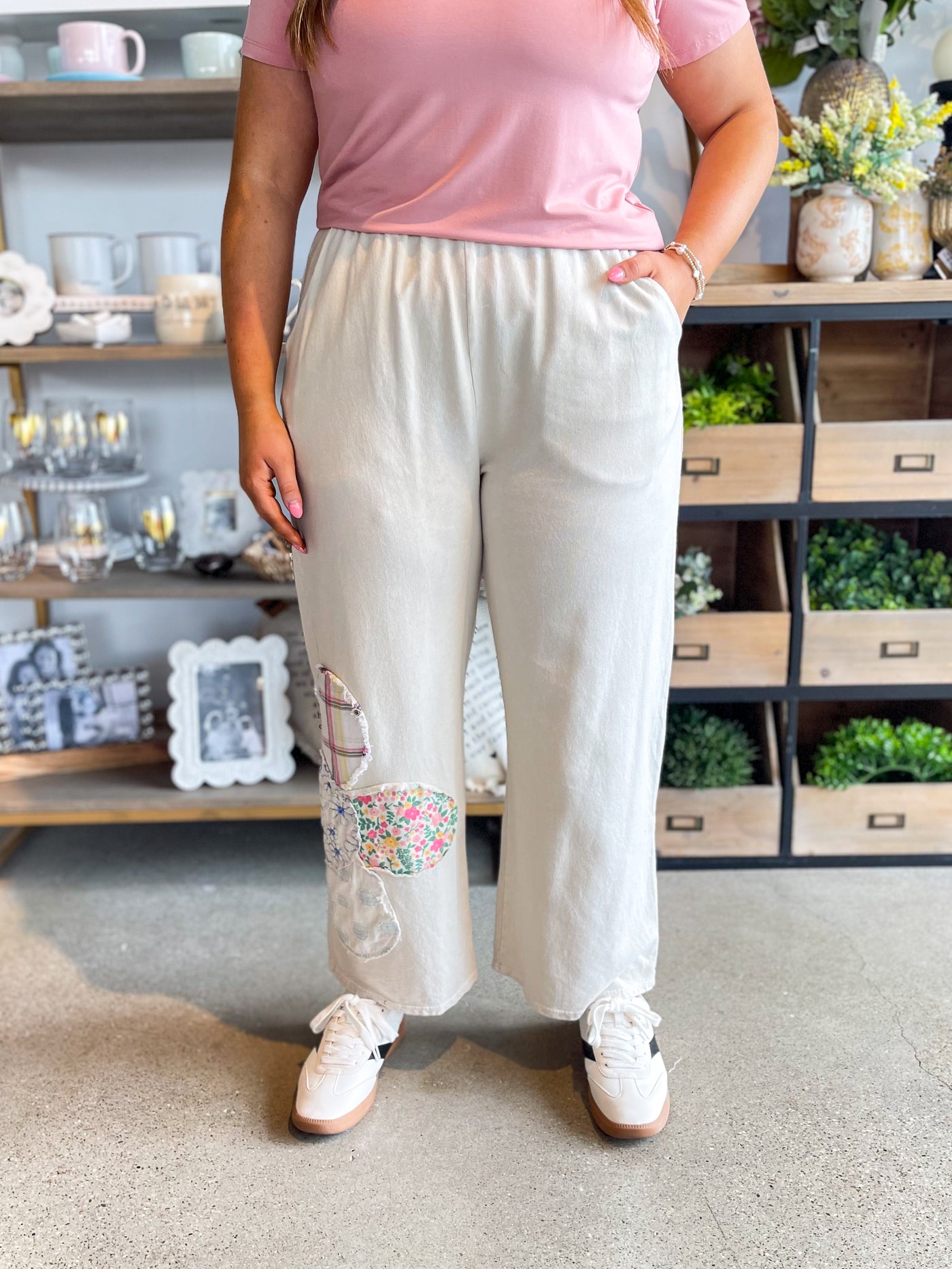 Natural Mineral Wash Flower Patch Pant