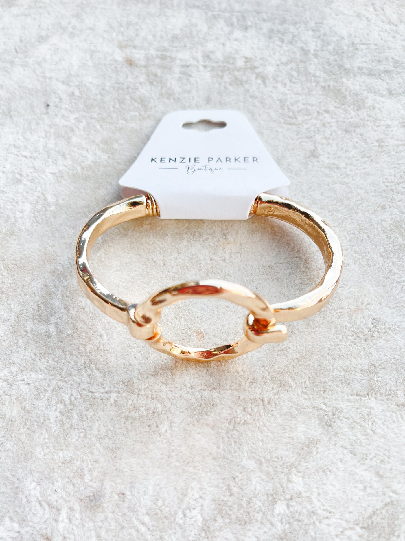 Elijah Circle Link Bangle