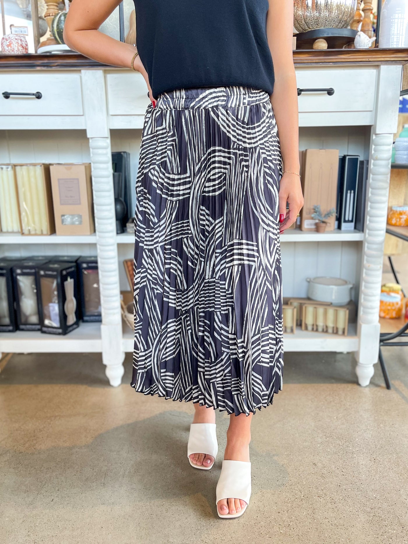 Black Abstract Accordion Skirt
