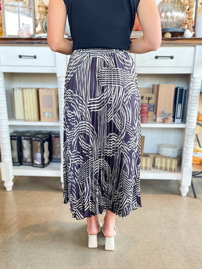 Black Abstract Accordion Skirt