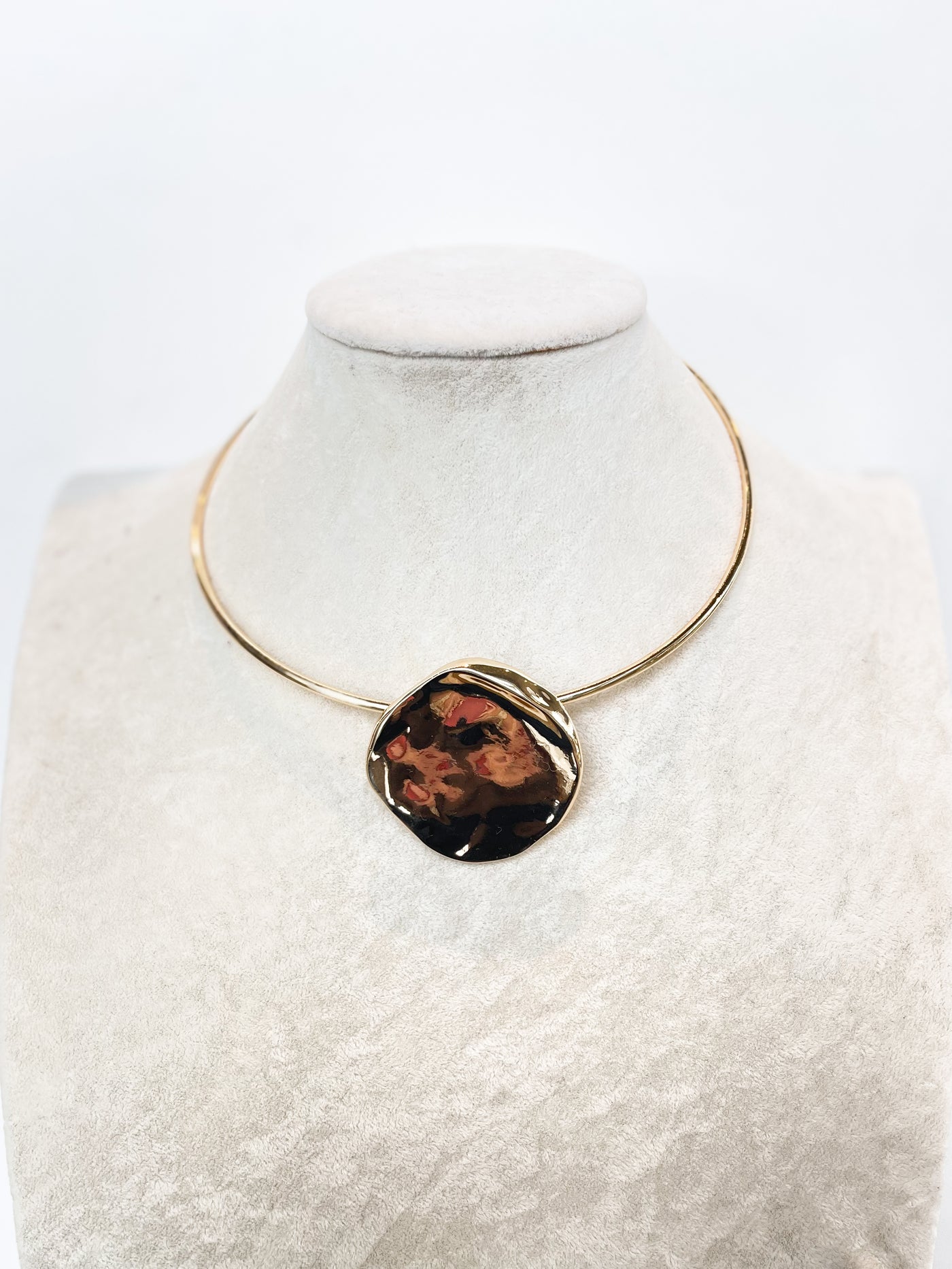 Big Round Layered Choker