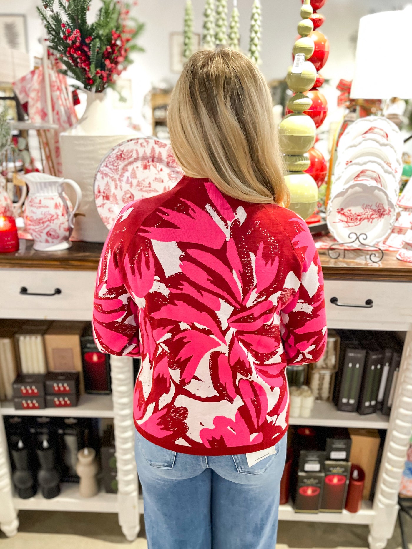 Voy Fuschia Raglan Sweater
