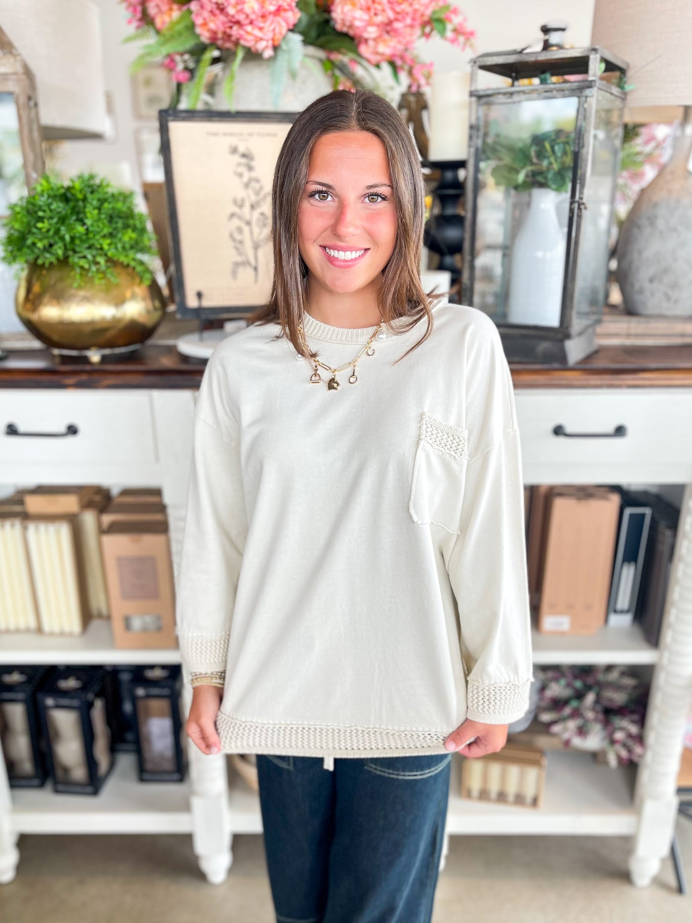 Easel Ecru 3/4 Sleeve Rhodes Top