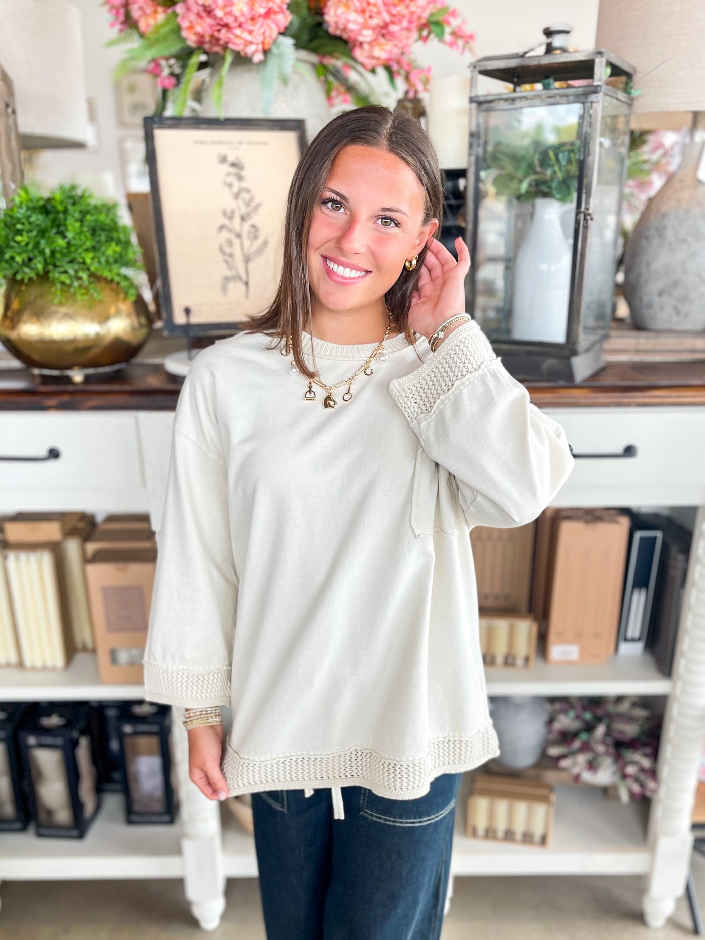 Easel Ecru 3/4 Sleeve Rhodes Top
