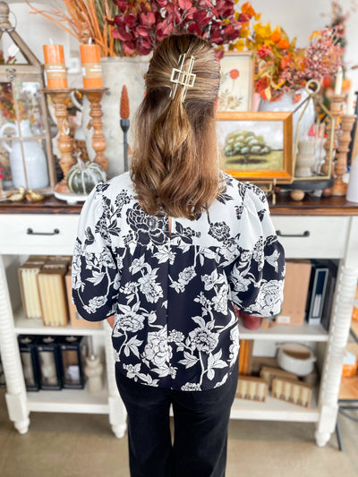 Voy Black Half Sleeve Top