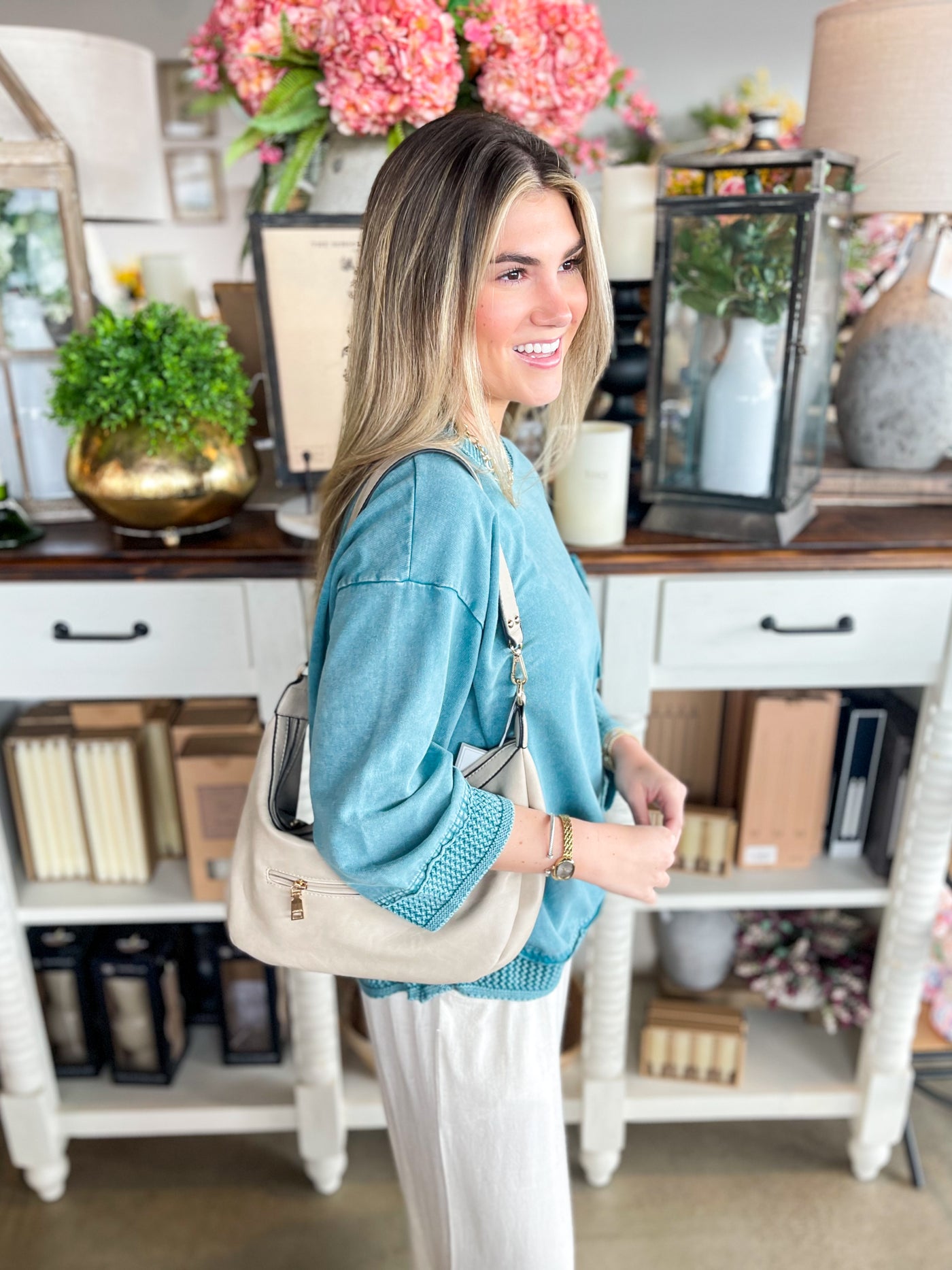 Easel Teal 3/4 Sleeve Rhodes Top