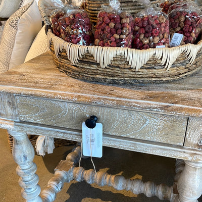 Robin Table