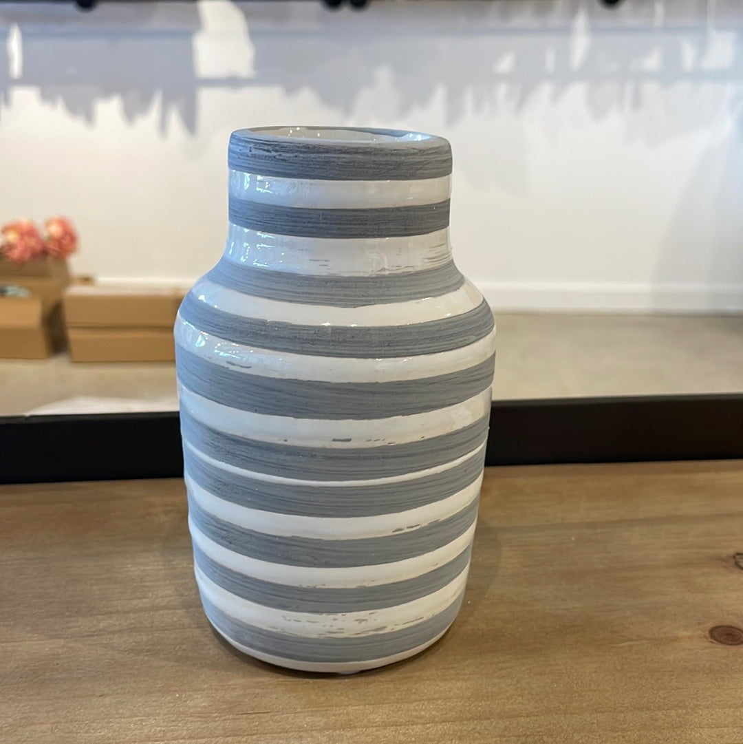 Medium Becky Vase