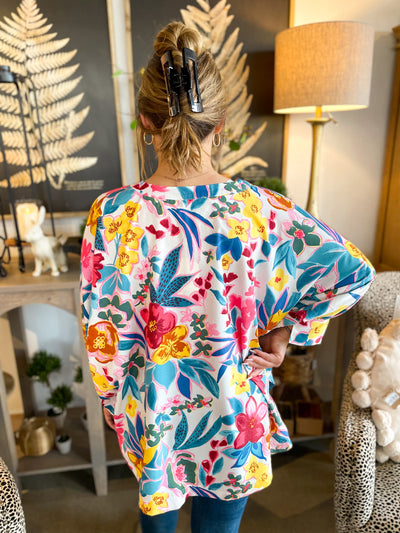 Off White Floral 3/4 Sleeve Top